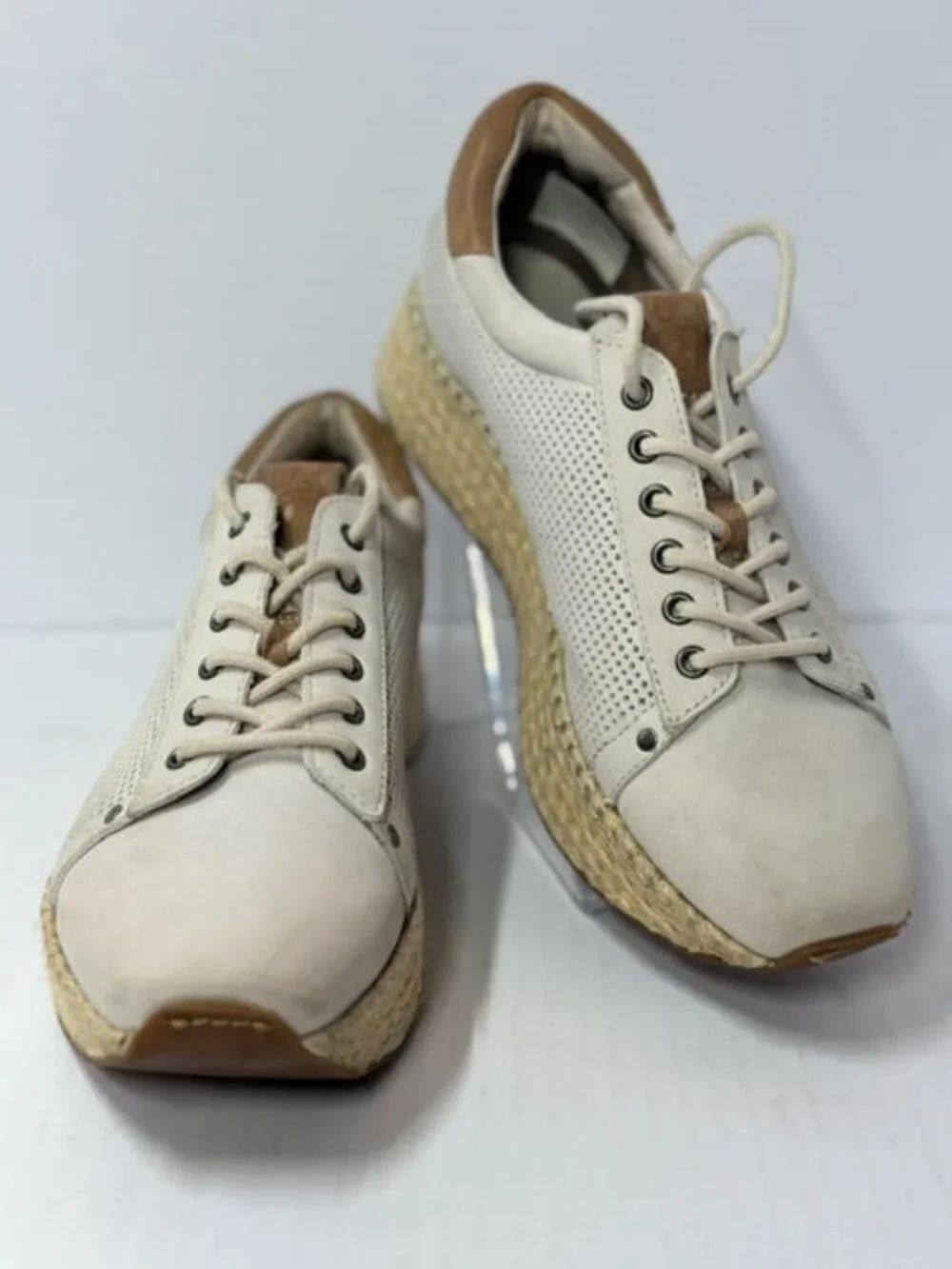 OTBT Beige Platform Espadrille Sneakers Perforated Leather Shoes Size 8.5